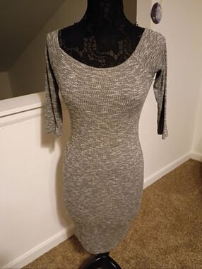 Active USA Gray Long Sleeve Women's Dress
